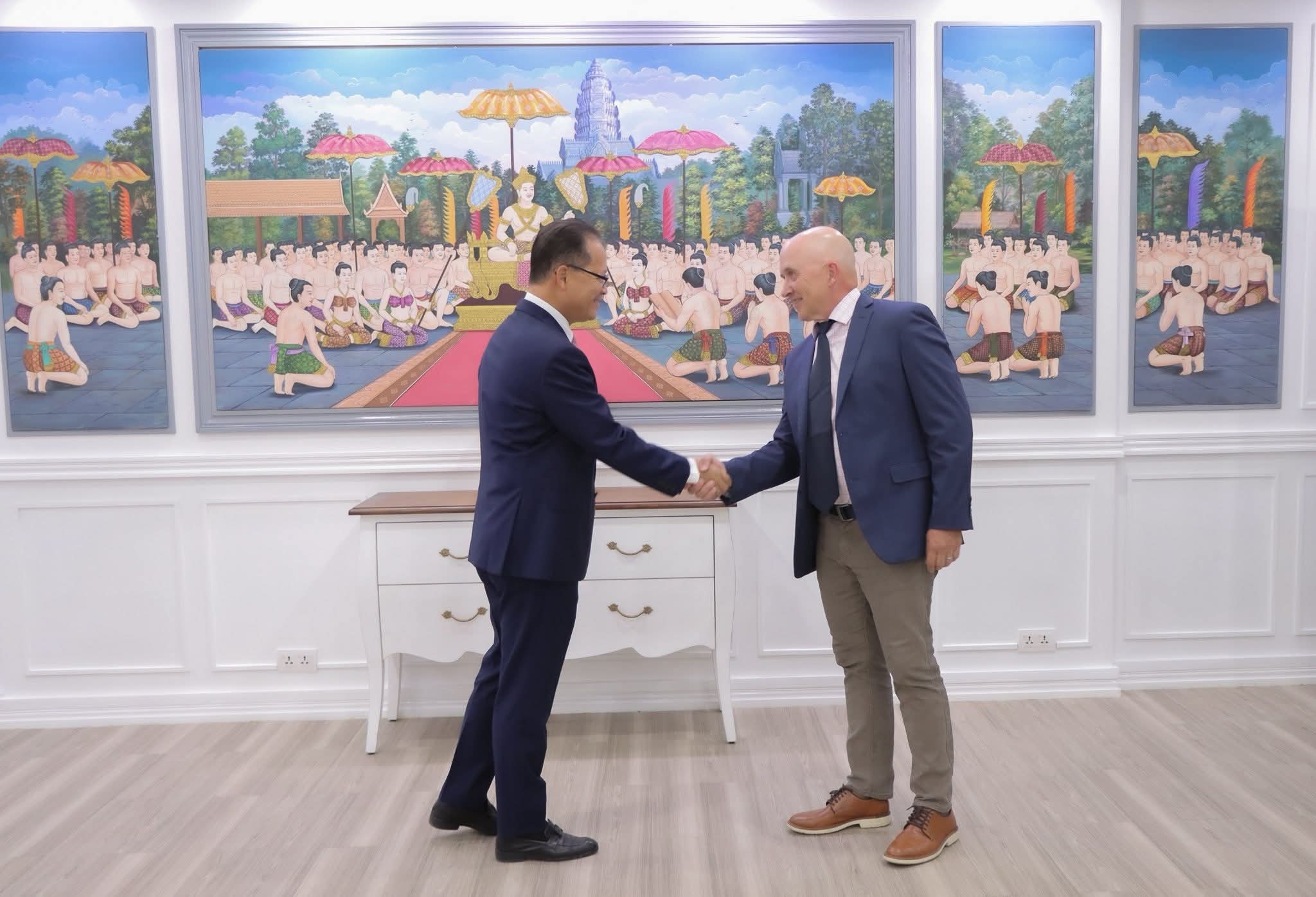 fb img 1756559118059