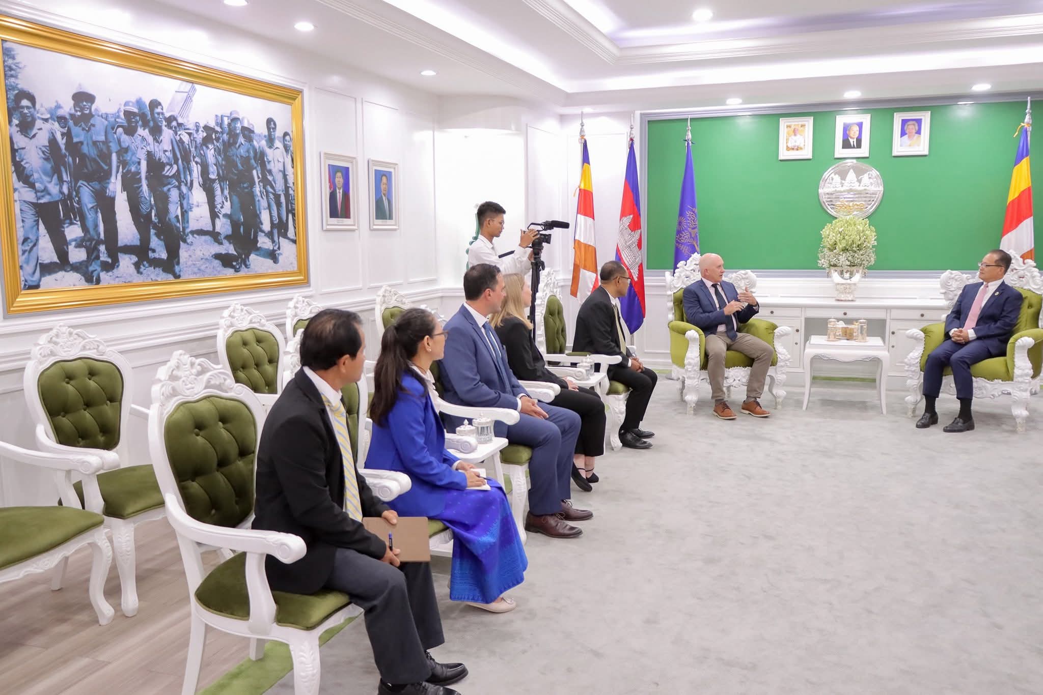 fb img 1756559127203