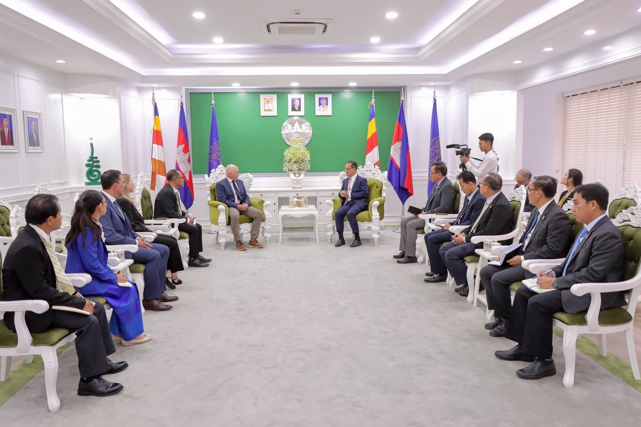 fb img 1756559132567