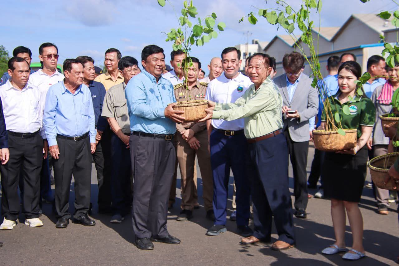 fb img 1758170389423