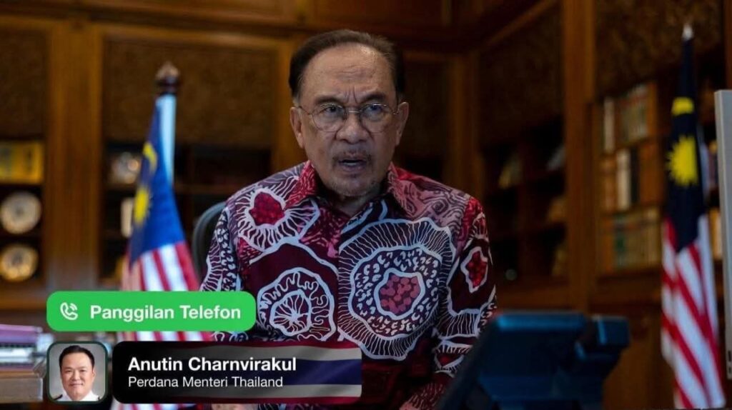 នាយករដ្ឋមន្ត្រីម៉ាឡេស៊ី ទូរស័ព្ទទៅនាយករដ្ឋមន្ត្រីថៃ ពិភាក្សាអំពីការវិវឌ្ឍន៍ចុងក្រោយបង្អស់នៅព្រំដែនថៃ-កម្ពុជា