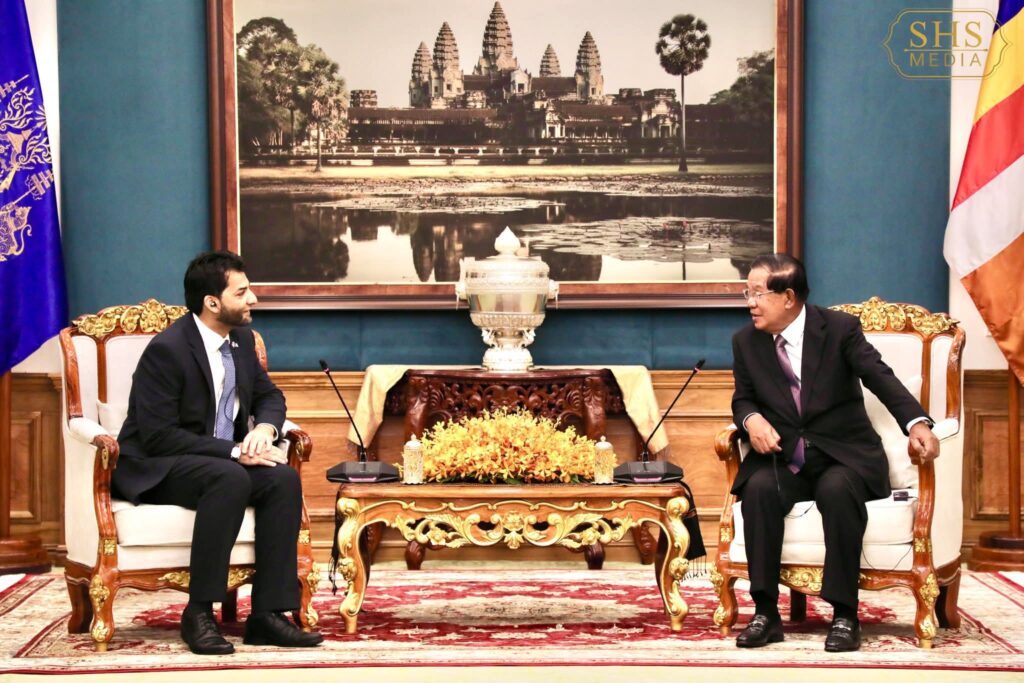 សម្តេចតេជោ ហ៊ុន សែន អនុញ្ញាតឱ្យ ឯកឧត្ដម Sardar Umar Alam តំណាងអង្គការ UNESCO ប្រចាំកម្ពុជា ចូលជួបសម្ដែងការគួរសម និងជម្រាបលា