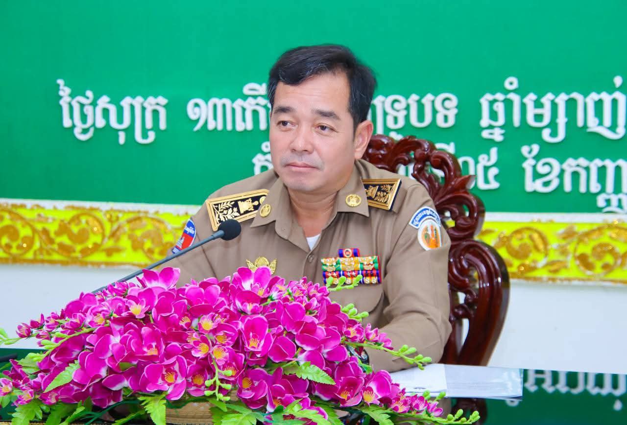 ឯកឧត្តម អ៊ុន ចាន់ដា ដឹកនាំកិច្ចប្រជុំបែងចែកតួនាទី ភារកិច្ច និងរបៀបរបបធ្វើការងារ ជូនគណៈអភិបាល ខេត្តកំពង់ចាម