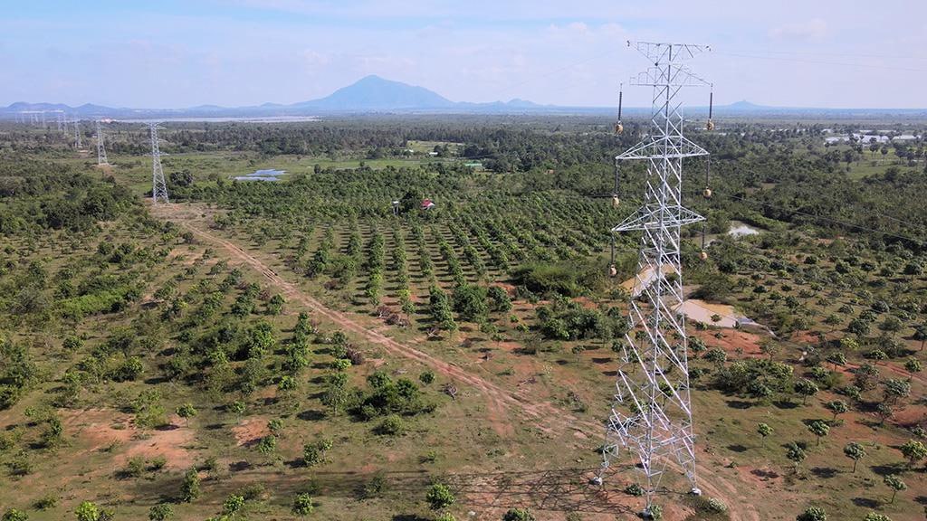 គម្រោង ជាង ៥២លានដុល្លារពី ADB នឹងពង្រឹងគន្លង ថាមពលកកើតឡើងវិញ របស់កម្ពុជា