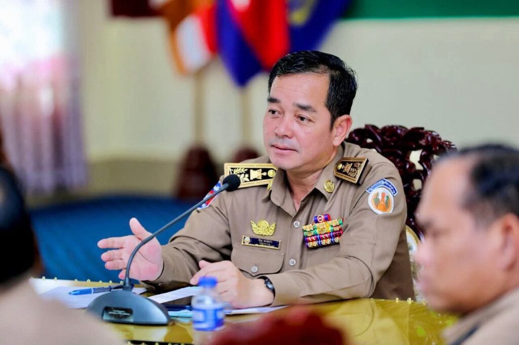 ឯកឧត្តម អ៊ុន ចាន់ដា  ដឹកនាំកិច្ចប្រជុំដើម្បីពិនិត្យលទ្ធភាពស្តារឡើងវិញ អំពីផលប៉ះពាល់ នៃគ្រោះទឹកជំនន់