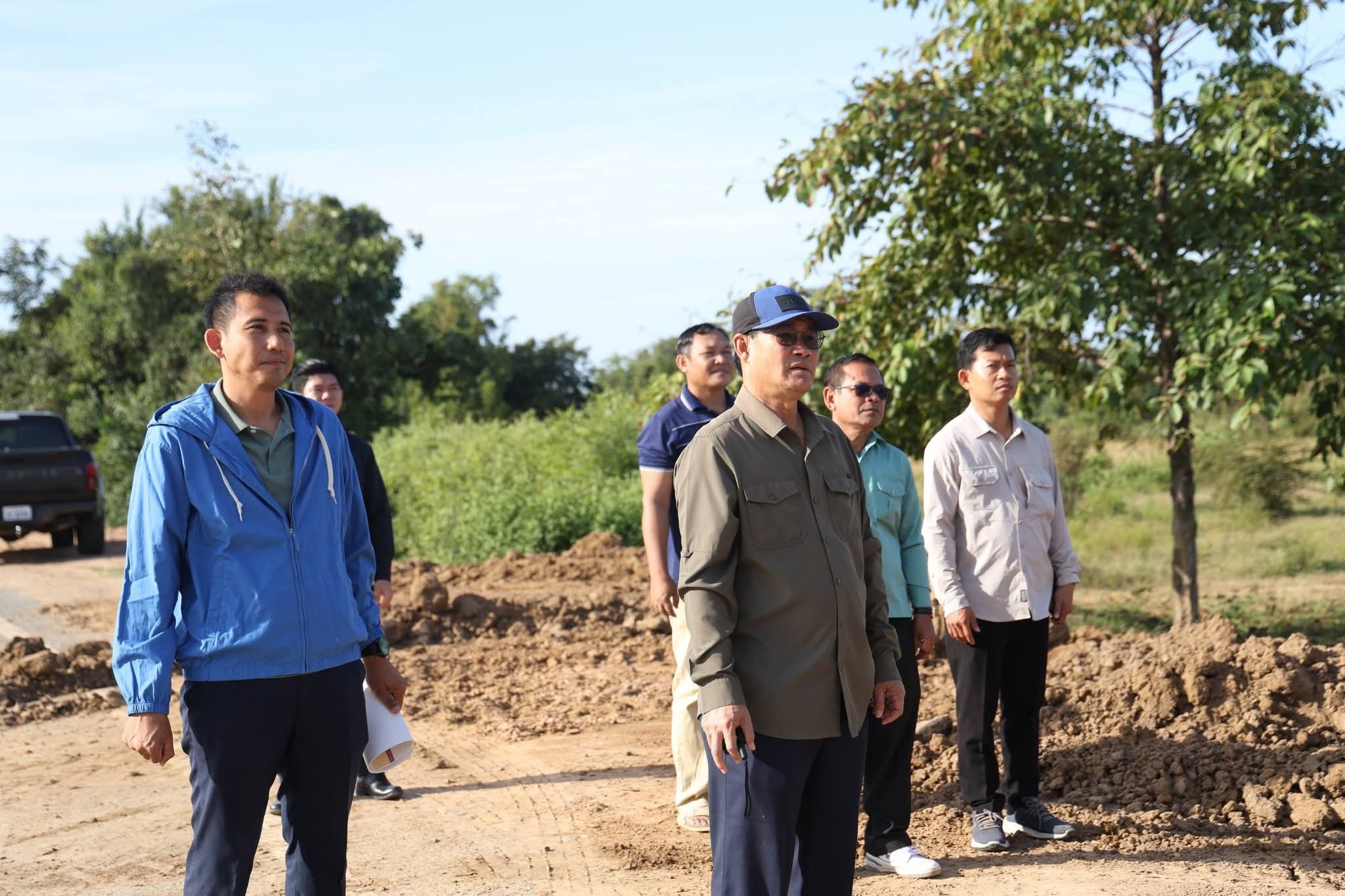 ឯកឧត្តម ខូយ រីដា ណែនាំដល់រដ្ឋបាលក្រុងស្រុក ឃុំ សង្កាត់ ត្រូវបន្តចុះអប់រំផ្សព្វផ្សាយដល់ប្រជាពលរដ្ឋ ឱ្យចូលរួមការទុកដាក់សំរាមឱ្យបានល្អ