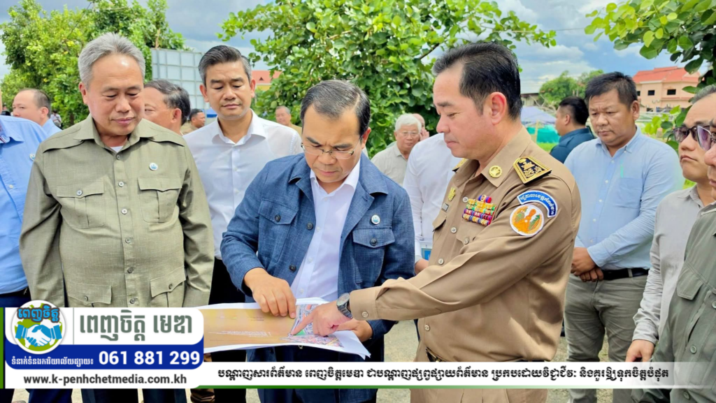 រដ្ឋមន្ត្រីក្រសួងធនធានទឹក និងអភិបាលខេត្តកំពង់ចាម អញ្ជើញចុះពិនិត្យច្រាំងទន្លេមេគង្គដែលបាក់ស្រុតនៅក្រុងកំពង់ចាម ដើម្បីត្រៀមសាងសង់សំណង់ទប់ច្រាំងថ្មី